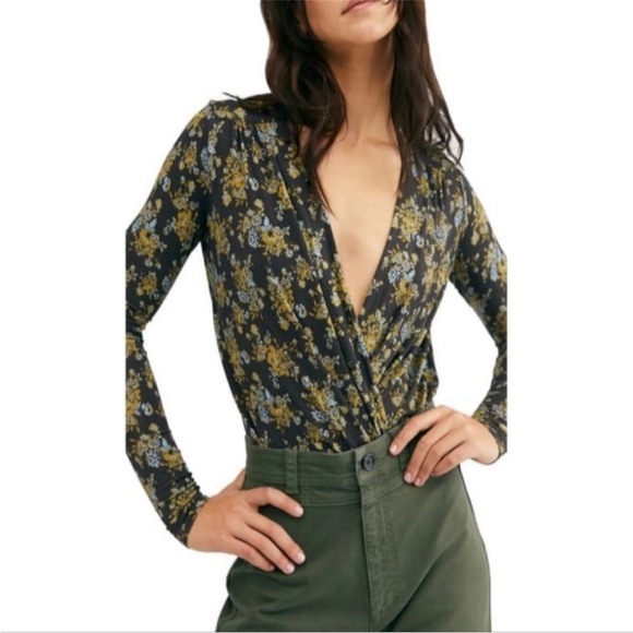 Free People Turnt Bodysuit Top V-neck Night Combo Floral Black Khaki Green L - Picture 3 of 16